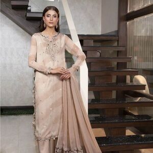 Elegant Cream Palazzo Pant outfit
